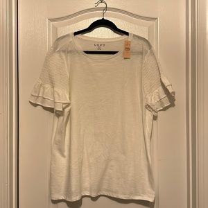 Loft plus white T-shirt, short smocked sleeve